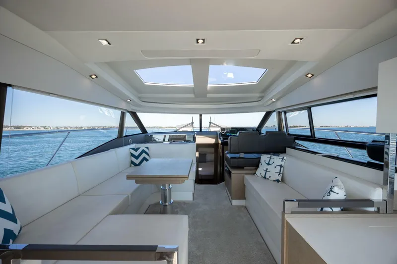  Yacht Photos Pics 2018 Prestige 460 S - Image 18