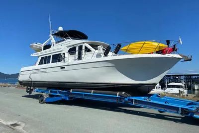 Navigator 5700 Rival