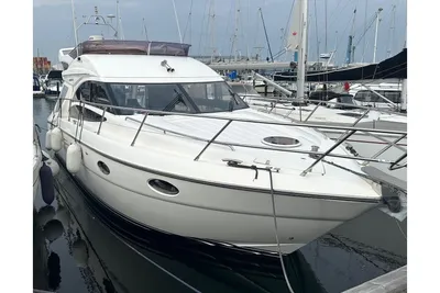 2012 Princess 42 Flybridge