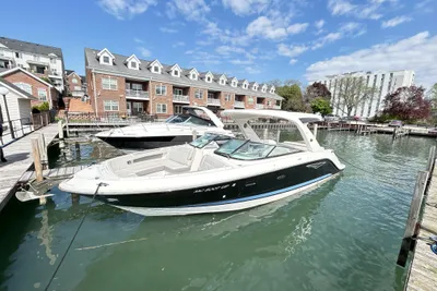 Sea Ray SLX 310