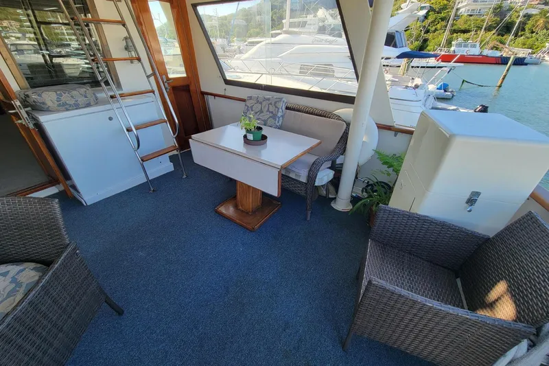 'elixir' Yacht Photos Pics AFT DECK