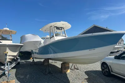 Regulator 26XO Center Console