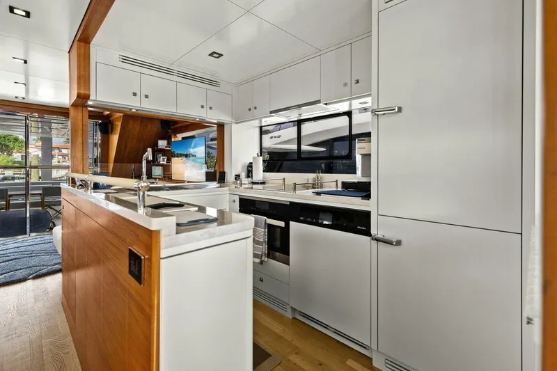 Destin-e Yacht Photos Pics 2021 Sirena 64- DESTIN-E- Galley