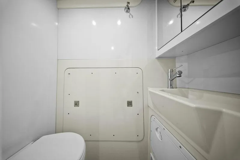 Destin-e Yacht Photos Pics 2021 Sirena 64- DESTIN-E- Crew Head