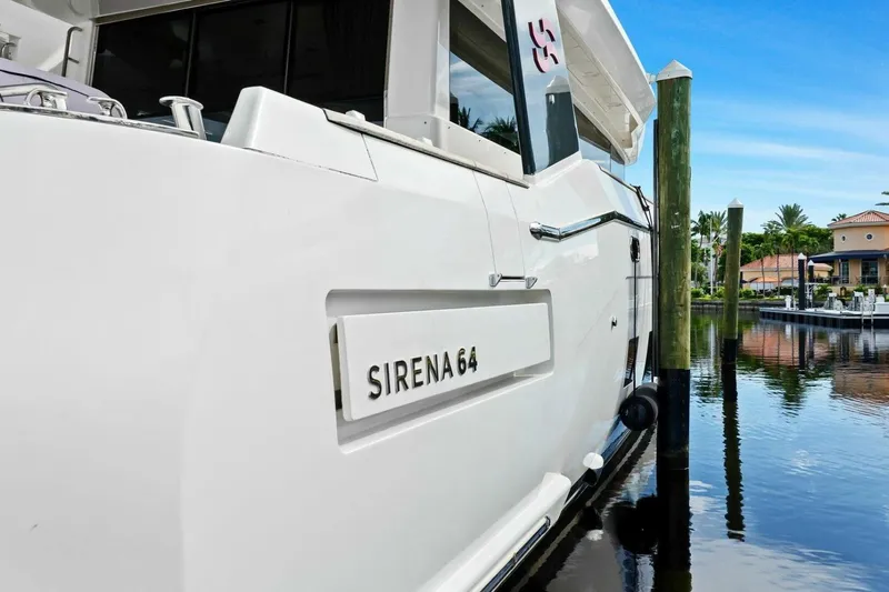 Destin-e Yacht Photos Pics 2021 Sirena 64- DESTIN-E- Badge