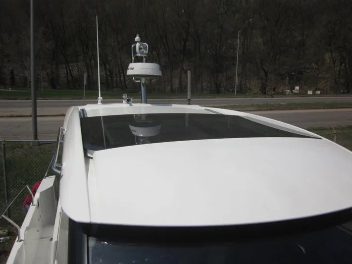  Yacht Photos Pics 2019 Jeanneau NC 33 boat roof with radar and antennas.