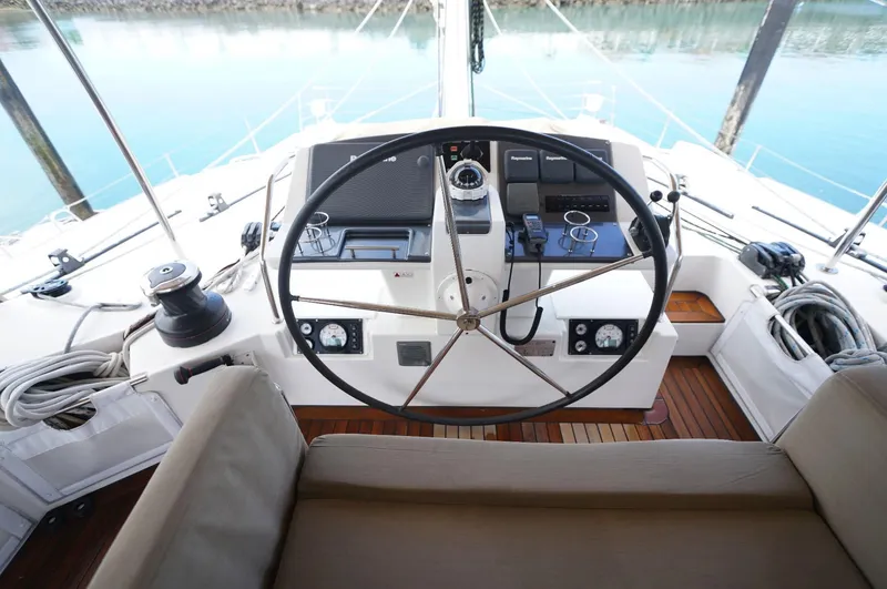 Oceananigans Yacht Photos Pics 