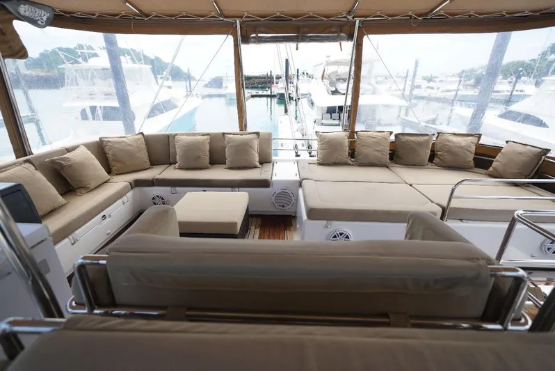 Oceananigans Yacht Photos Pics 