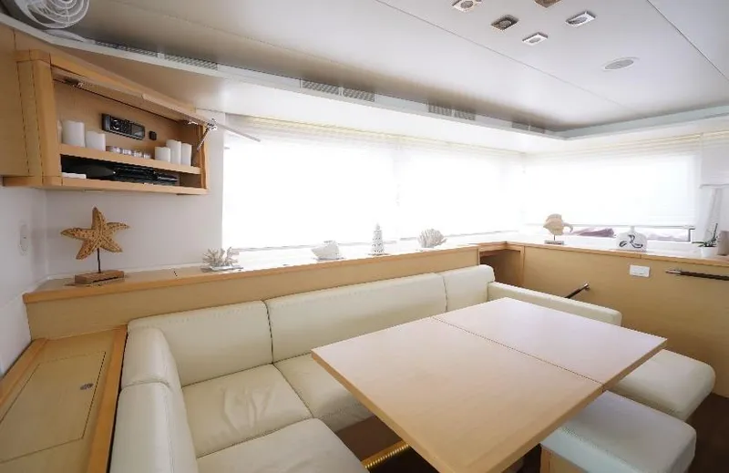 Oceananigans Yacht Photos Pics 