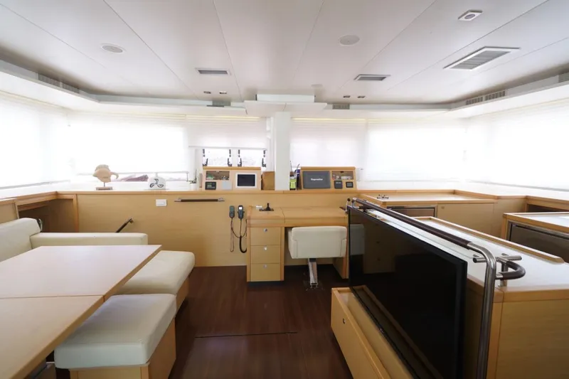 Oceananigans Yacht Photos Pics 