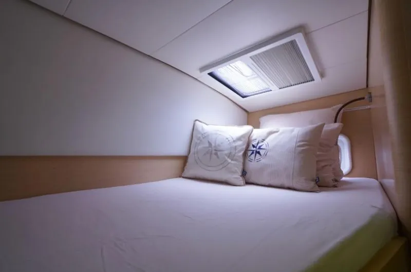 Oceananigans Yacht Photos Pics 