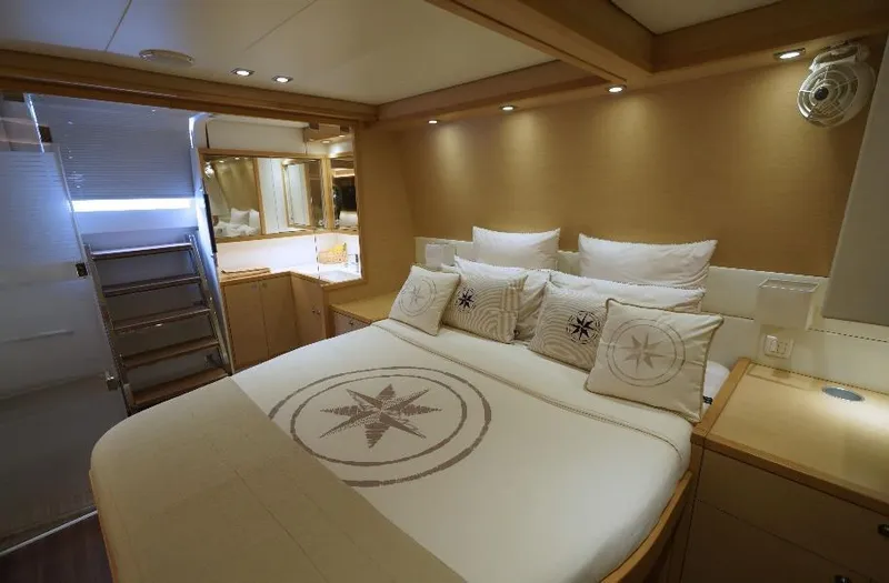 Oceananigans Yacht Photos Pics 