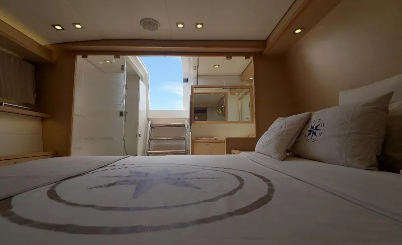 Oceananigans Yacht Photos Pics 