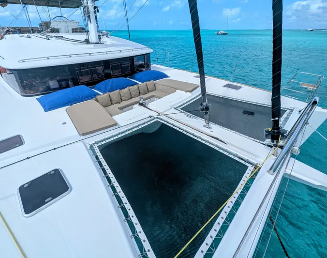 Oceananigans Yacht Photos Pics 