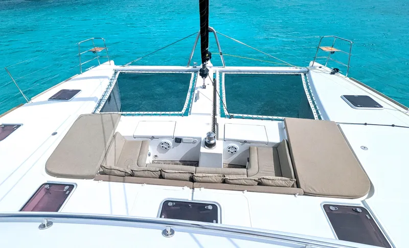 Oceananigans Yacht Photos Pics 