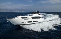 2023 Sunseeker 95 Yacht