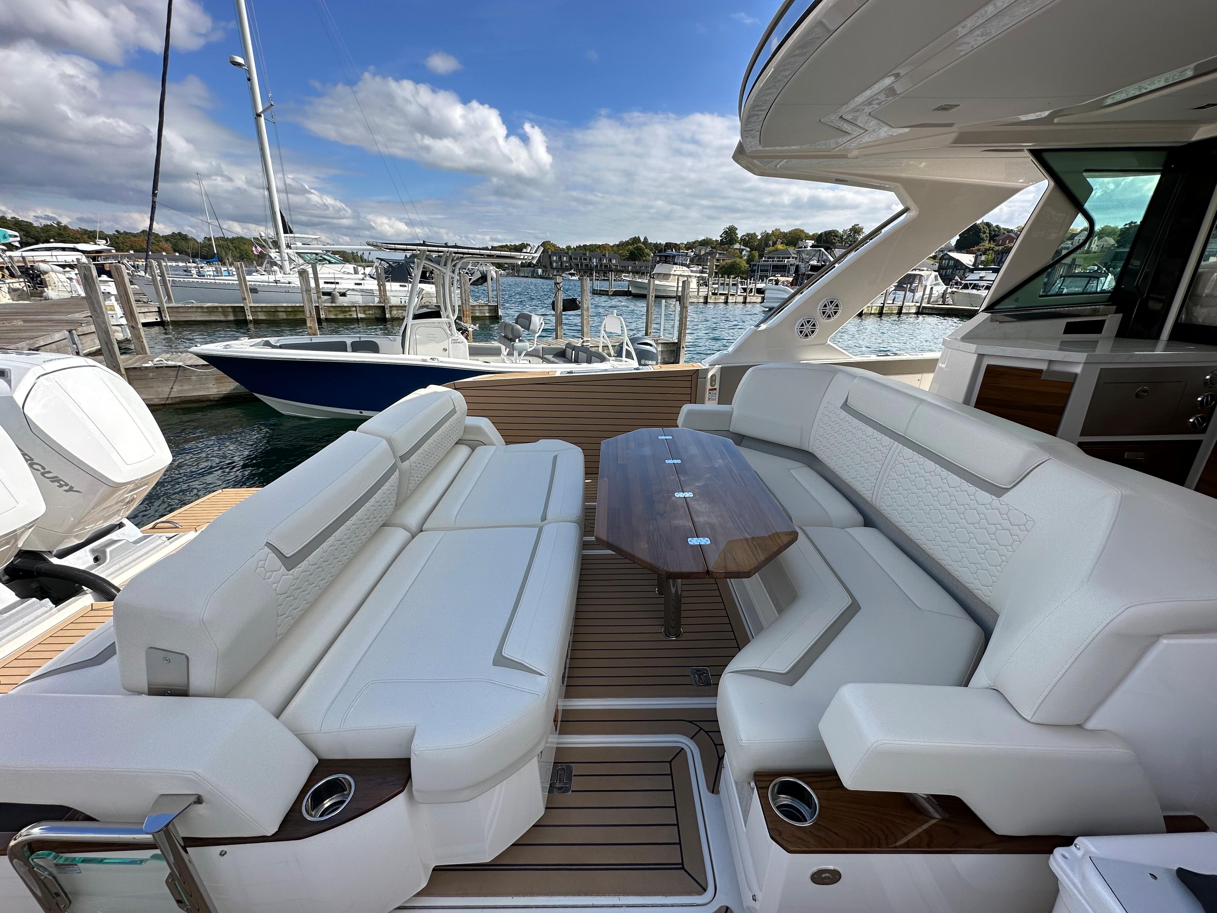 2023 Tiara Yachts 48 LS Cruiser for sale YachtWorld