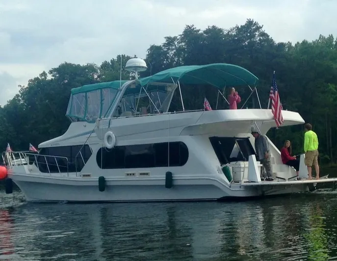 Lexy Lu Yacht Photos Pics 