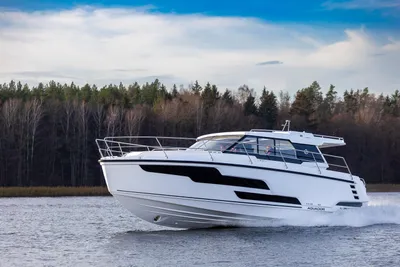 2025 Aquador 400HT