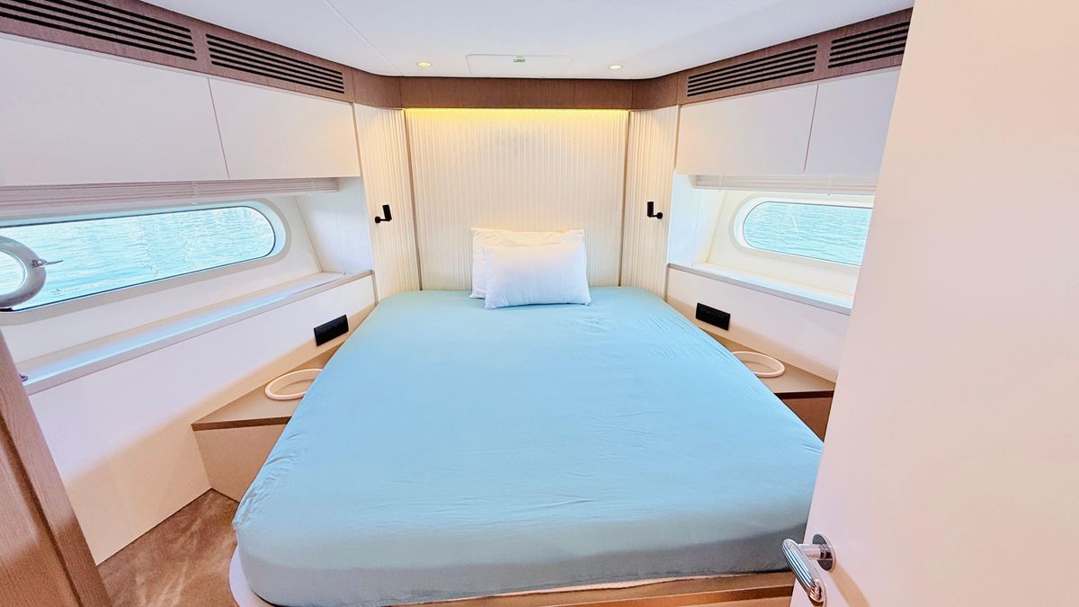 2025 Azimut 60 
