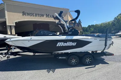 Malibu Wakesetter 23 LSV