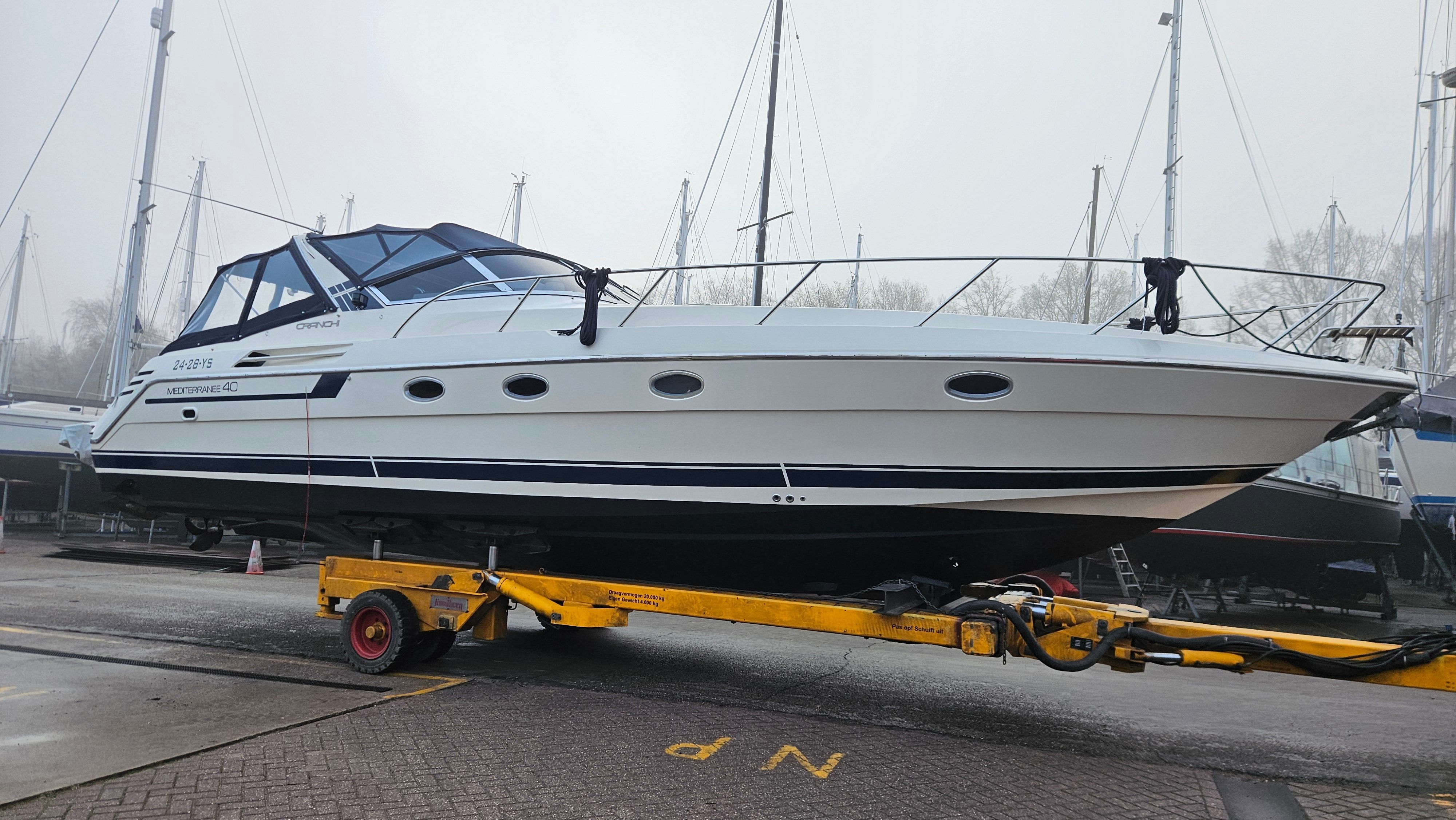 1990 Cranchi Mediterranée 40