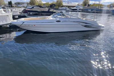 Sea Ray 240 Sundeck