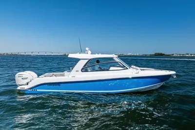 Everglades 367 CX