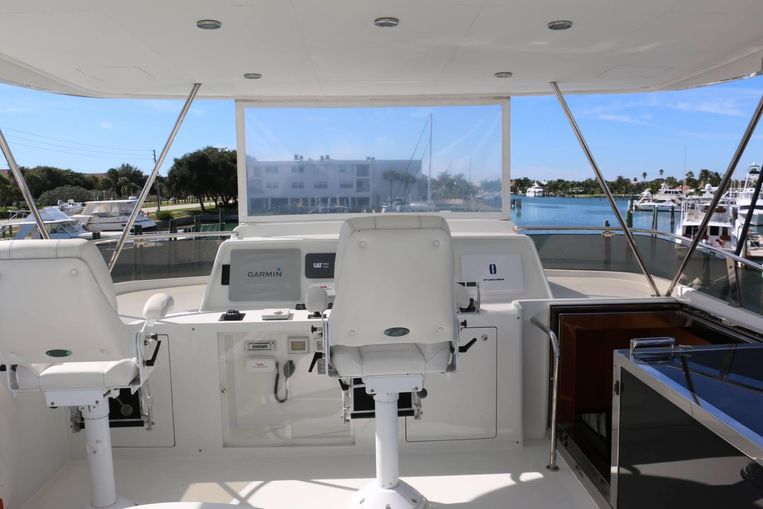 2004-67-11-cheoy-lee-motor-yacht