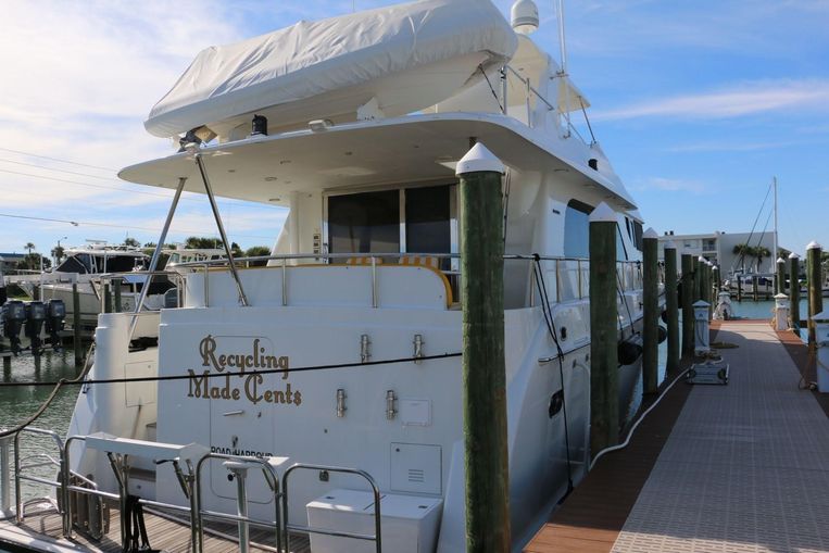 2004-67-11-cheoy-lee-motor-yacht