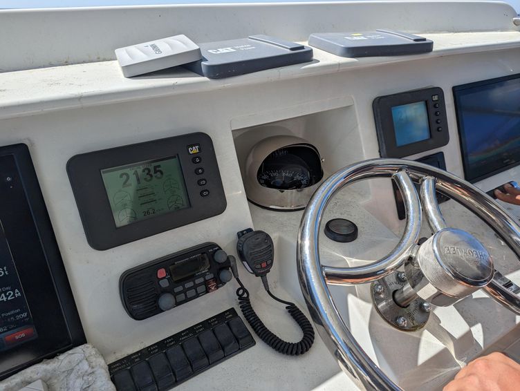 2004-67-11-cheoy-lee-motor-yacht