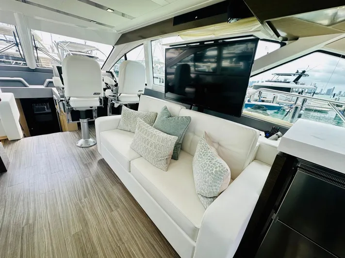 Rio Yacht Photos Pics 