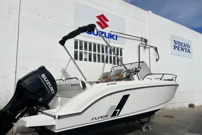 2020 Beneteau Flyer 7 SUNdeck