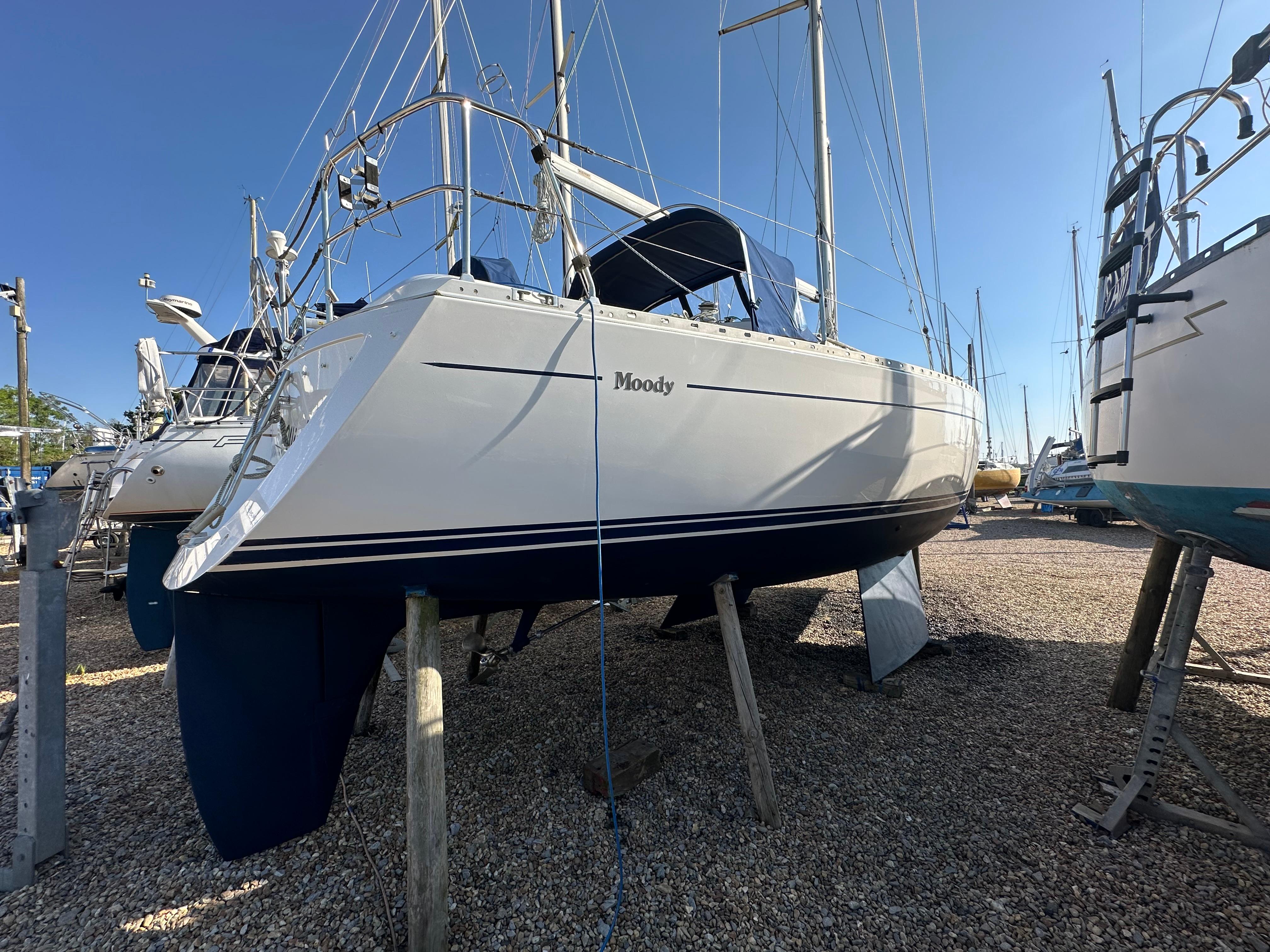 Used 1996 Moody S336 - Hampshire | TopBoats