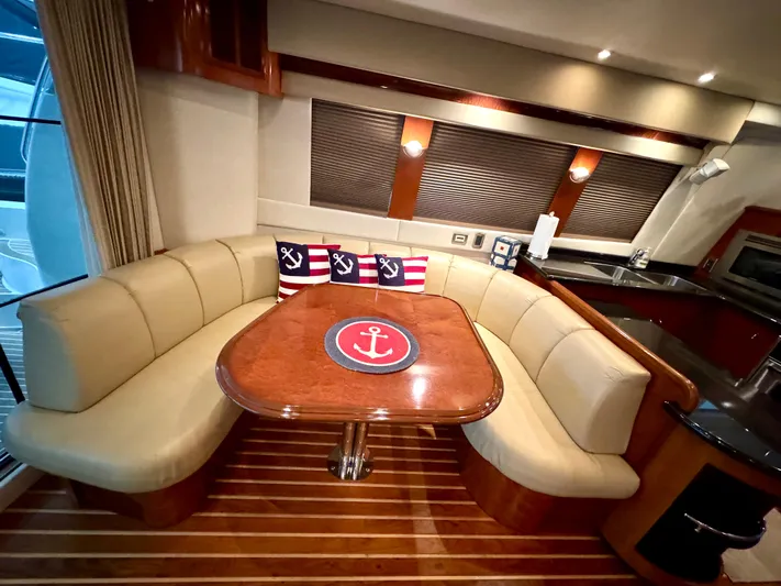 Plan B Yacht Photos Pics Salon U-Shaped Seating
