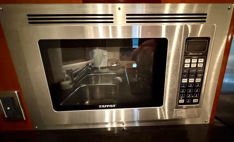 Plan B Yacht Photos Pics Microwave / Oven