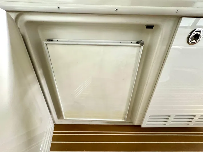 Plan B Yacht Photos Pics FlyBridge Refrigerator