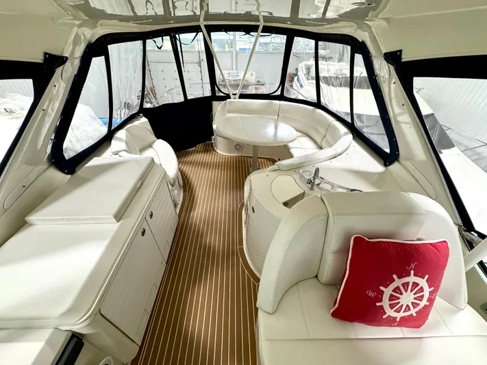 Plan B Yacht Photos Pics FlyBridge Looking Aft