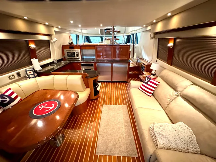 Plan B Yacht Photos Pics Salon Looking Forward