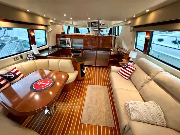 Plan B Yacht Photos Pics Salon Looking Forward