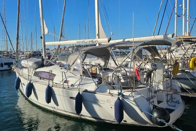 2010 Beneteau Oceanis 40