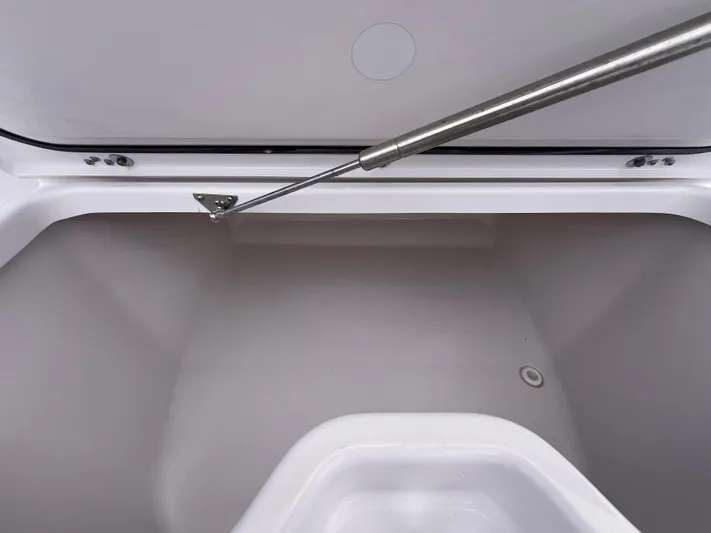  Yacht Photos Pics 2025 Sportsman 322 Open - Image 14