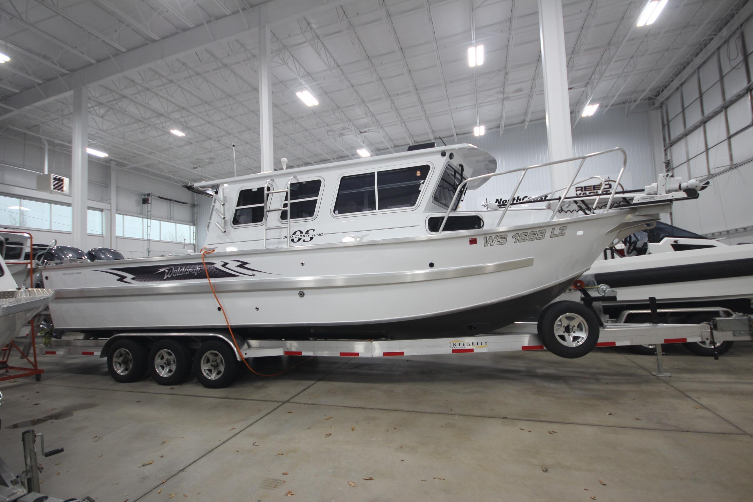 Weldcraft 300 Cuddy King OS Twin 425's & Custom 15k trailer