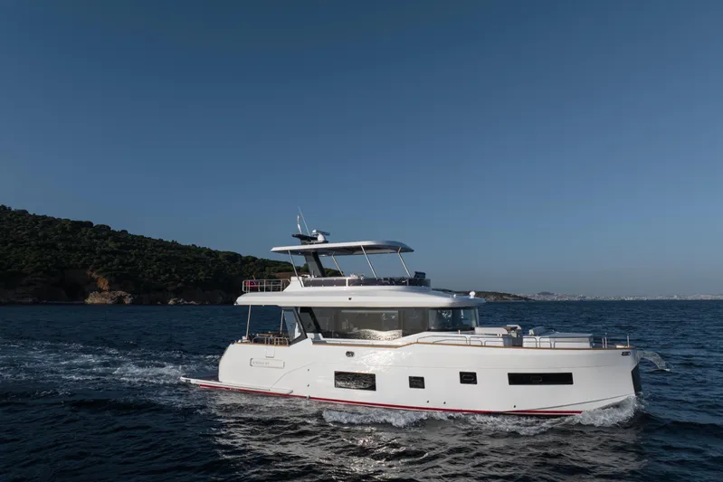  Yacht Photos Pics Luxury Sirena 60 yacht cruising on open sea, 2026 model.