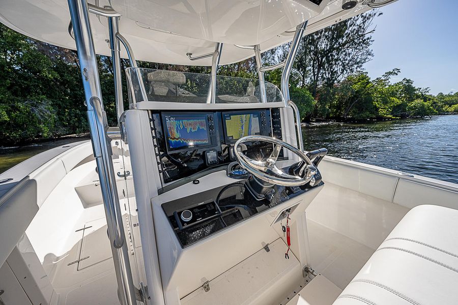 2007 Venture 34 Open