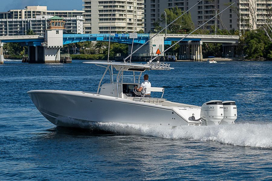 2007 Venture 34 Open