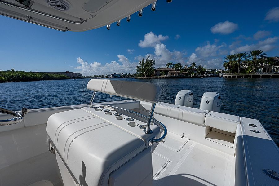2007 Venture 34 Open
