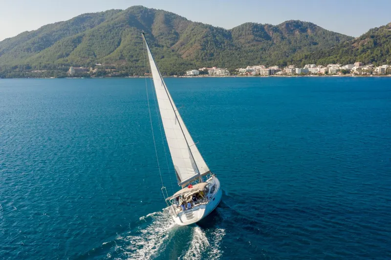 Amelie Yacht Photos Pics Jeanneau 57