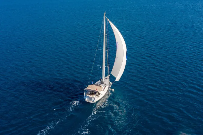 Amelie Yacht Photos Pics Jeanneau 57