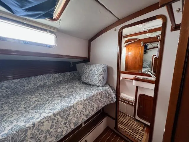 Landsend Yacht Photos Pics 